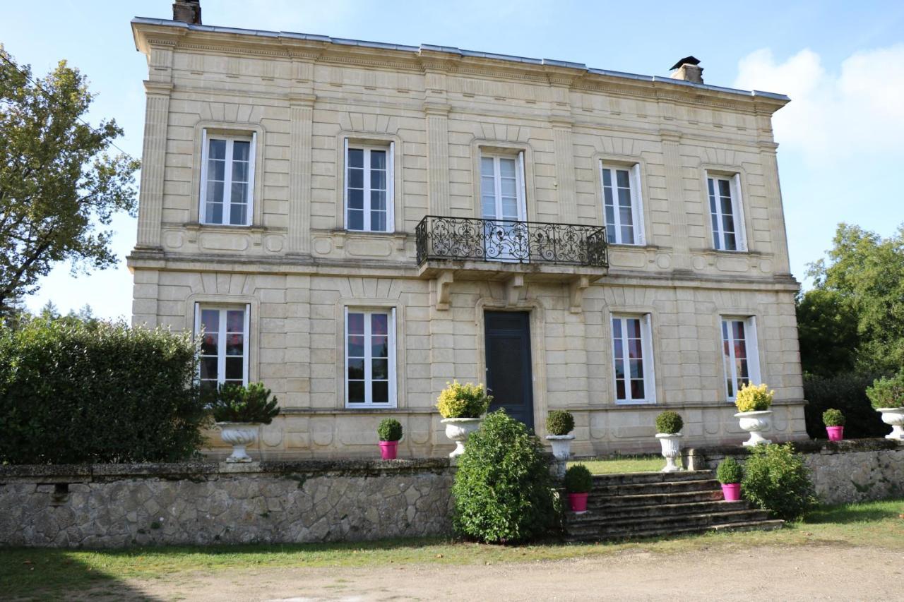 Domaine De La Hure Pensión *